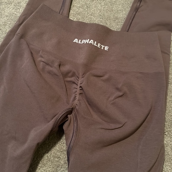 Alphalete Amplify Purple Dove - Small - Picture 4 of 5